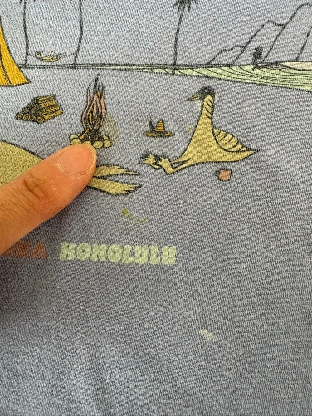 Patagonia Honolulu executive Seal Graphic Tee in Blue Sz: 3| Hawaii